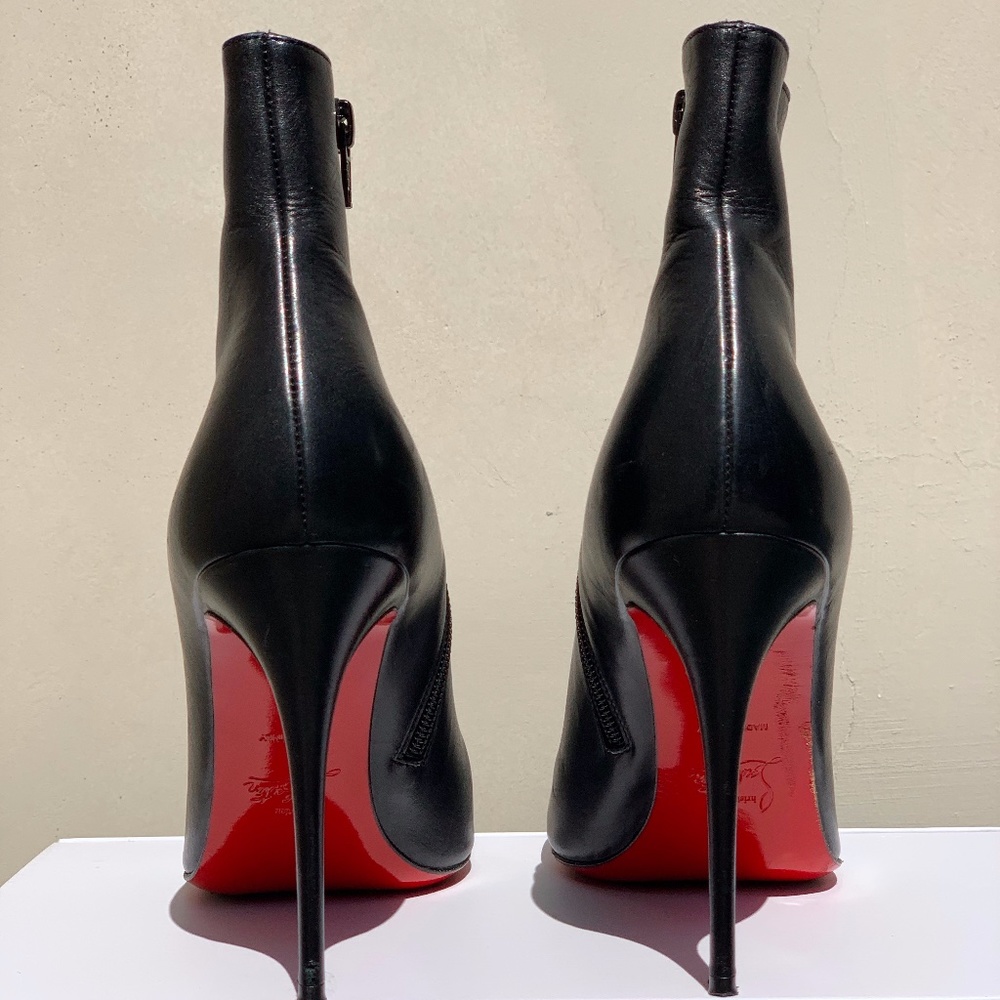 Christian Louboutin Simple 85 Booty Calf VIP Black